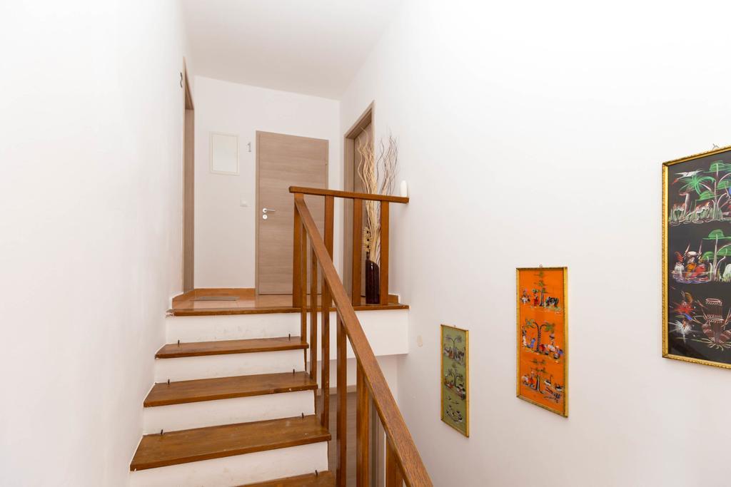 Apartment Senka Mali Losinj Luaran gambar