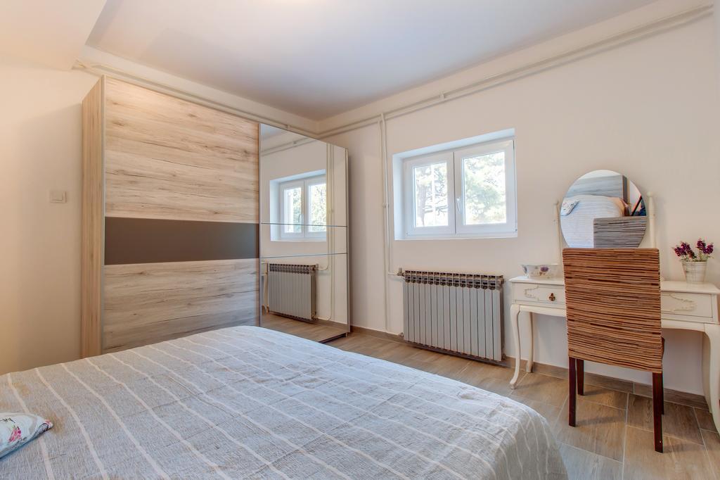 Apartment Senka Mali Losinj Luaran gambar
