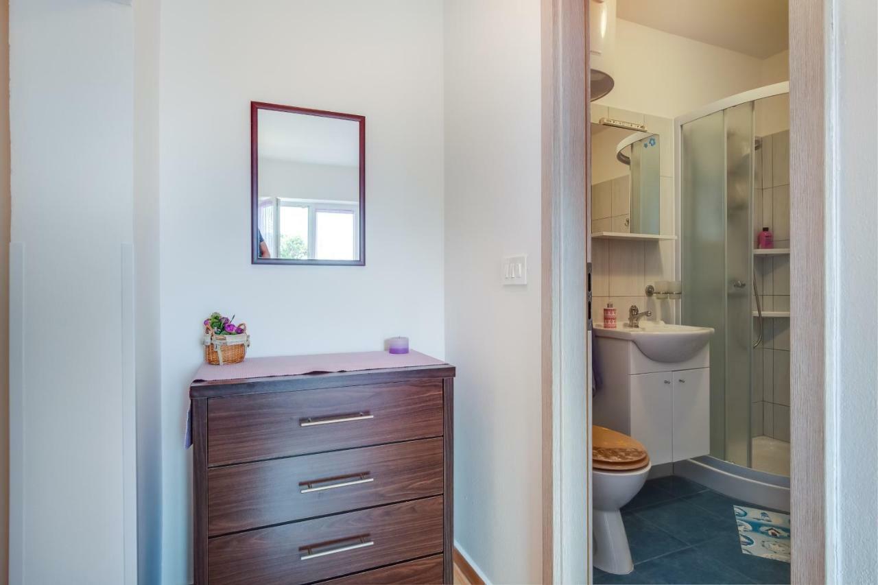 Apartment Senka Mali Losinj Luaran gambar